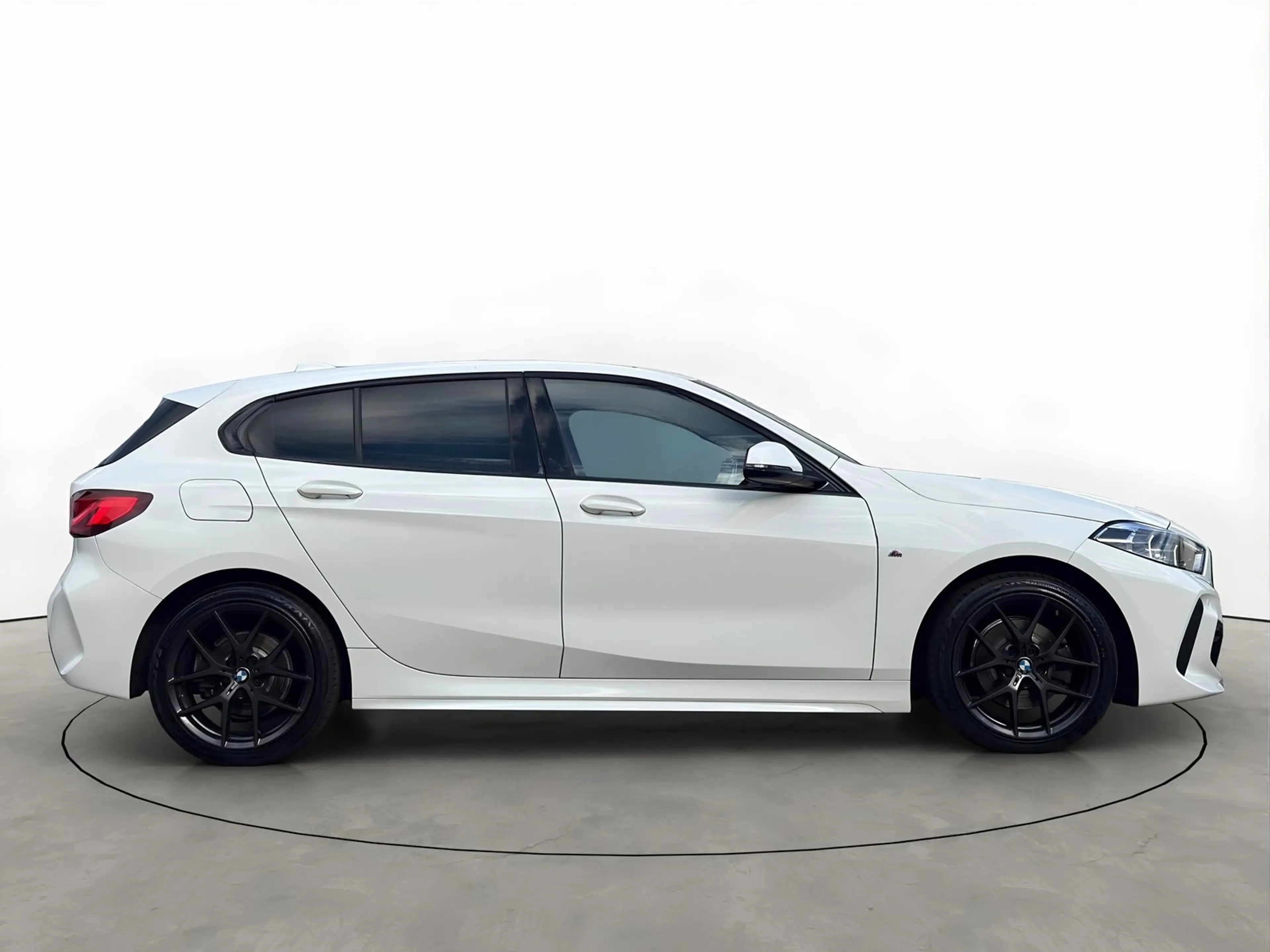 BMW 118 1-serie 118i 140PK M-Sport Shadow Pano Harman-Kard — photo 6