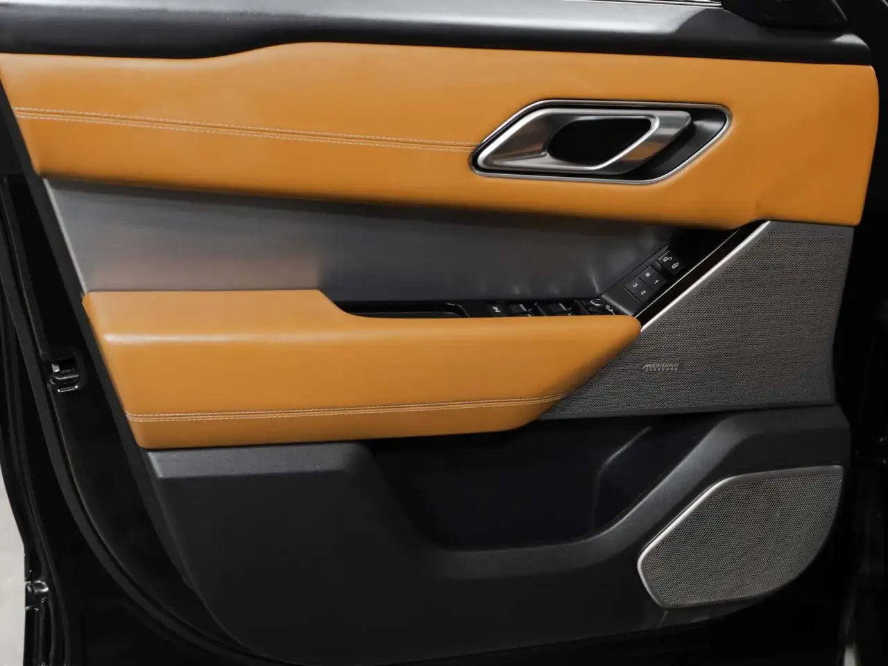 Land Rover Range Rover Velar снимка Land Rover Range Rover Velar