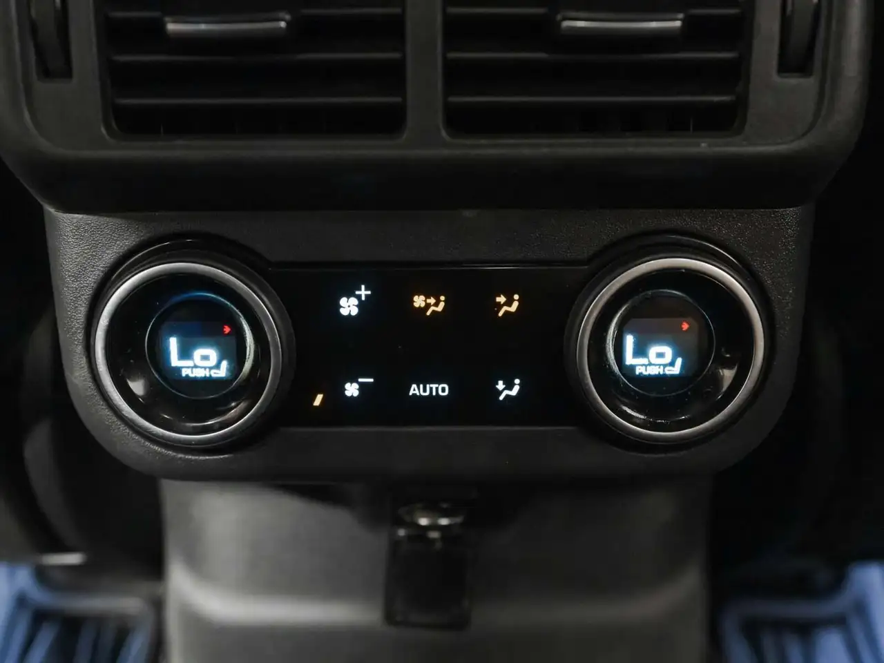 Land Rover Range Rover Velar снимка Land Rover Range Rover Velar