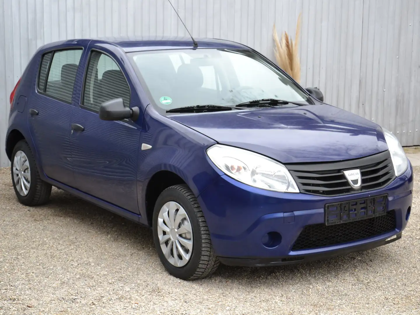 Dacia Sandero Basis 1,4 aus 2.Hand org.41000 Km Blau - 2