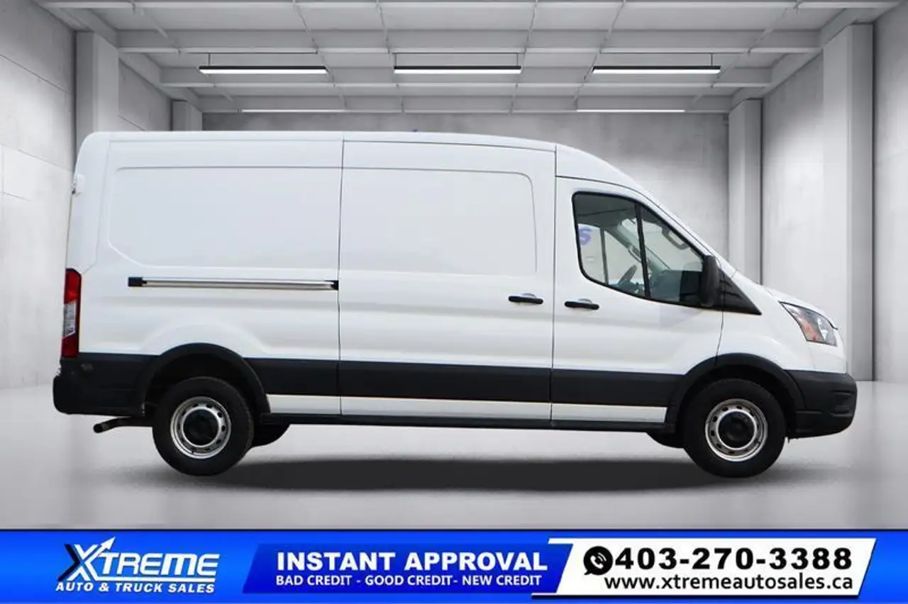 Ford Transit Cargo Van снимка Ford Transit Cargo Van