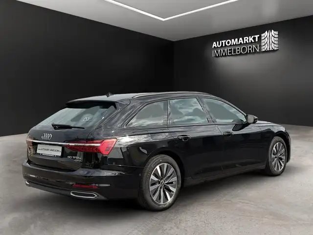 Audi A6 view 8