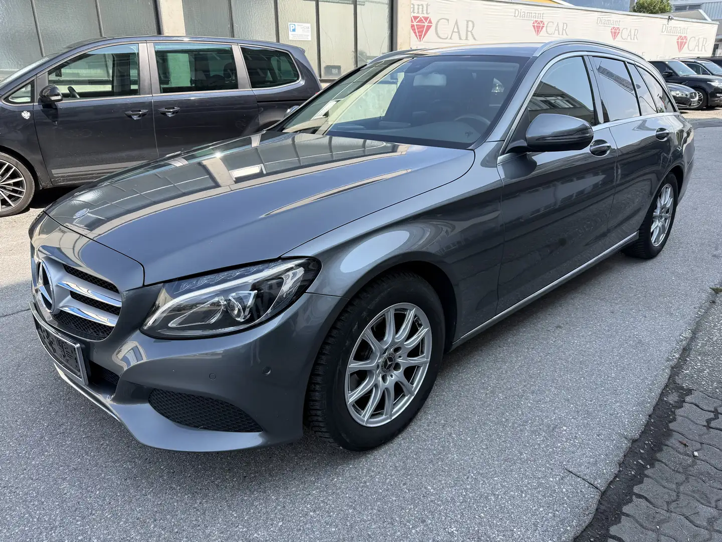 Mercedes-Benz C 200 d T Aut. Grau - 2