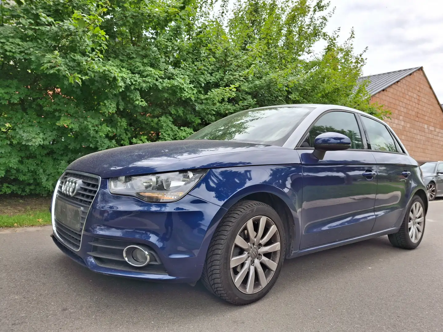 Audi A1 A1 1.2 TFSI Sportback Bleu - 1