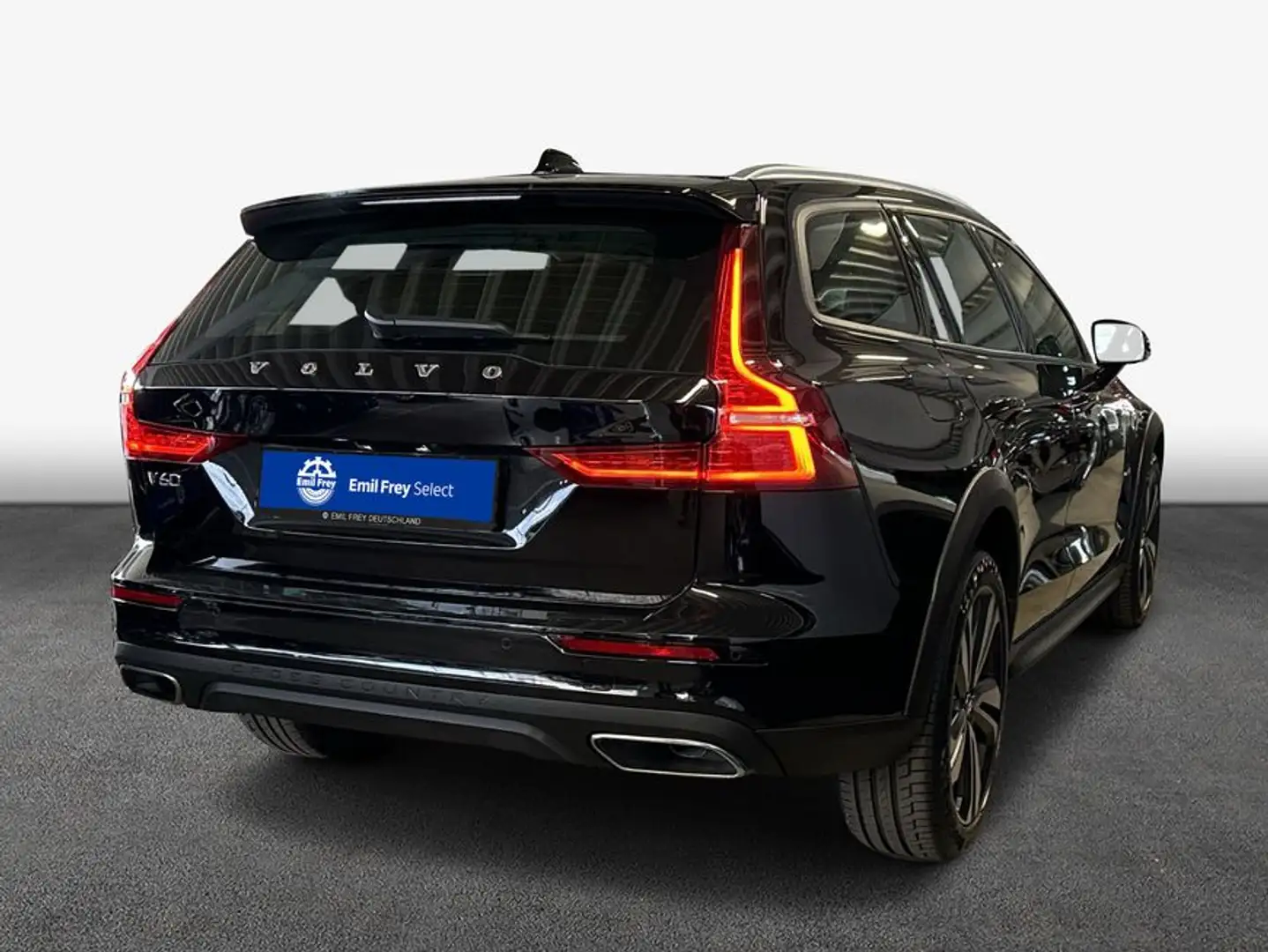 Volvo V60 Cross Country D4 AWD Geartronic Schwarz - 2