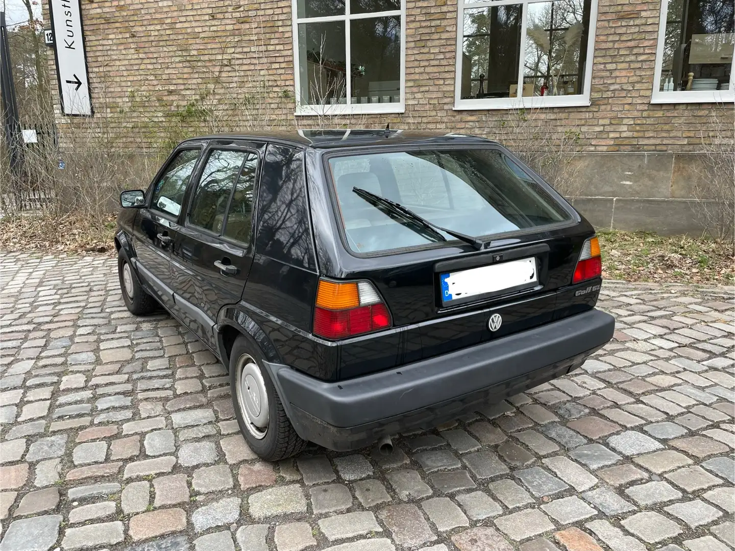 Volkswagen Golf GL - 2