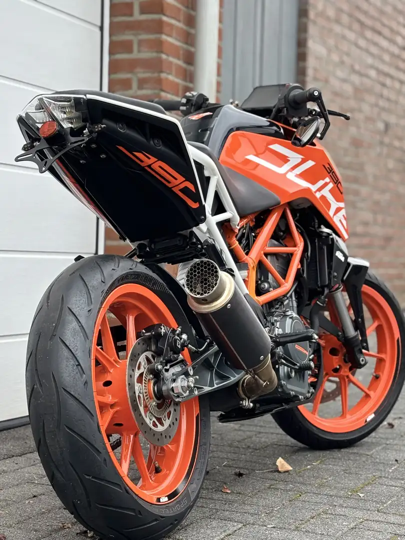 KTM 390 Duke - 1