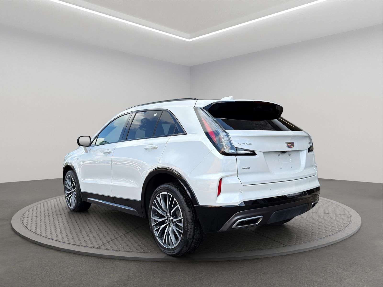 2025 Cadillac XT4 AWD Sport — снимка 1