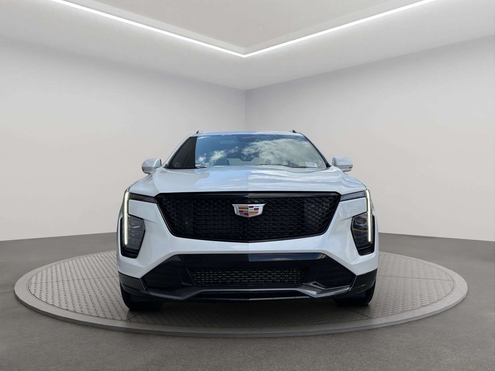 2025 Cadillac XT4 AWD Sport — снимка 1