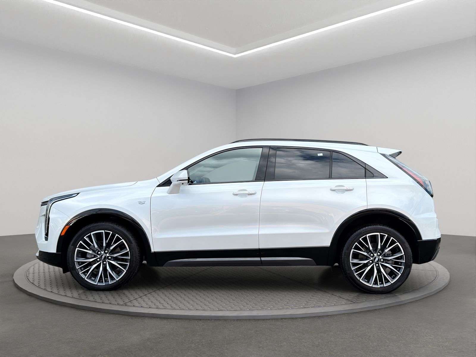 2025 Cadillac XT4 AWD Sport — снимка 1