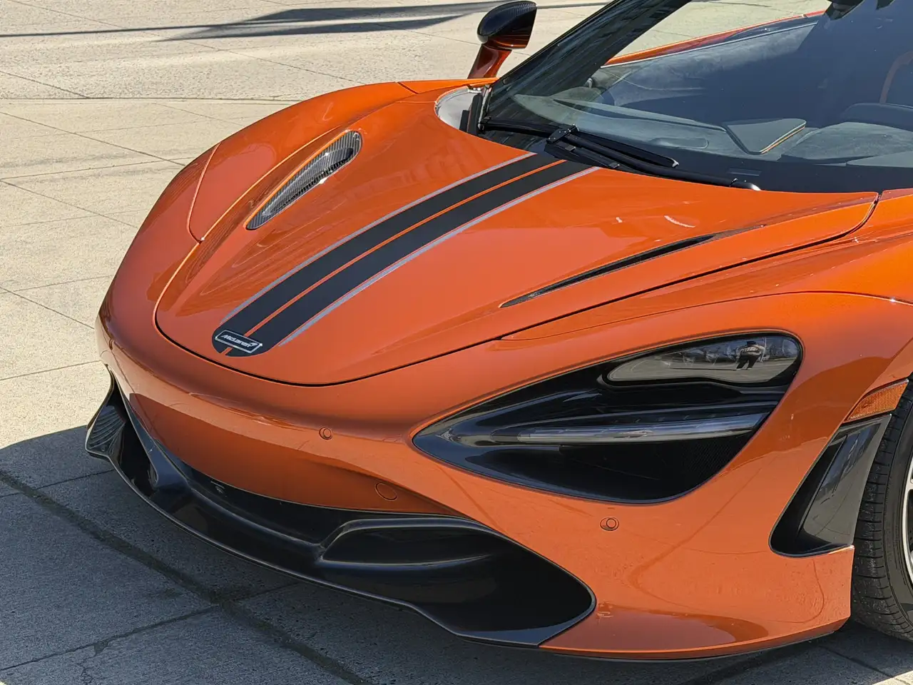 McLaren 720S снимка McLaren 720S
