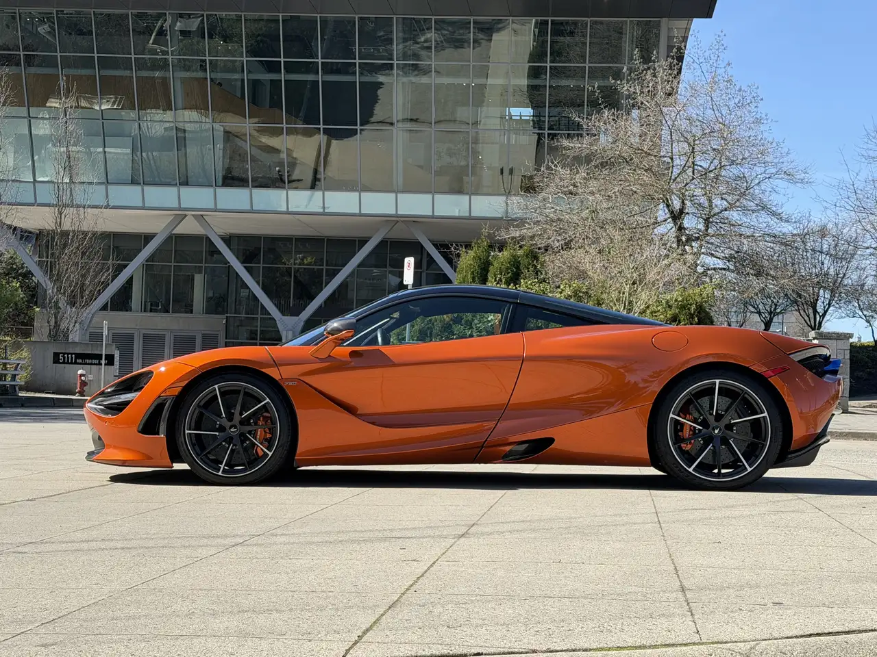 McLaren 720S снимка McLaren 720S
