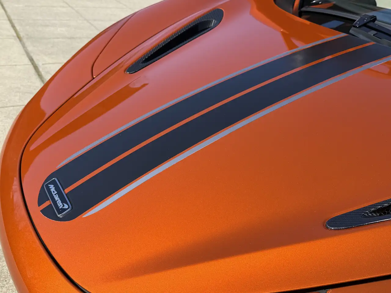 McLaren 720S снимка McLaren 720S