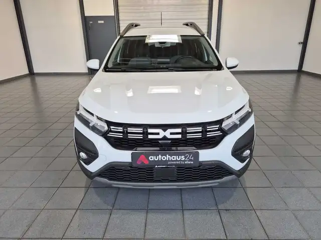 Dacia Jogger view 2