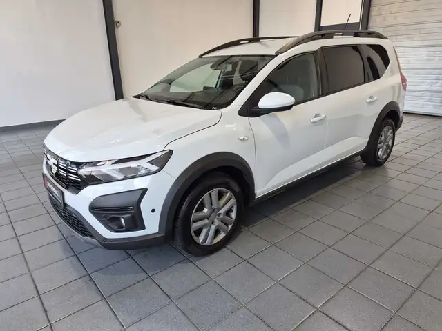 Dacia Jogger view 3