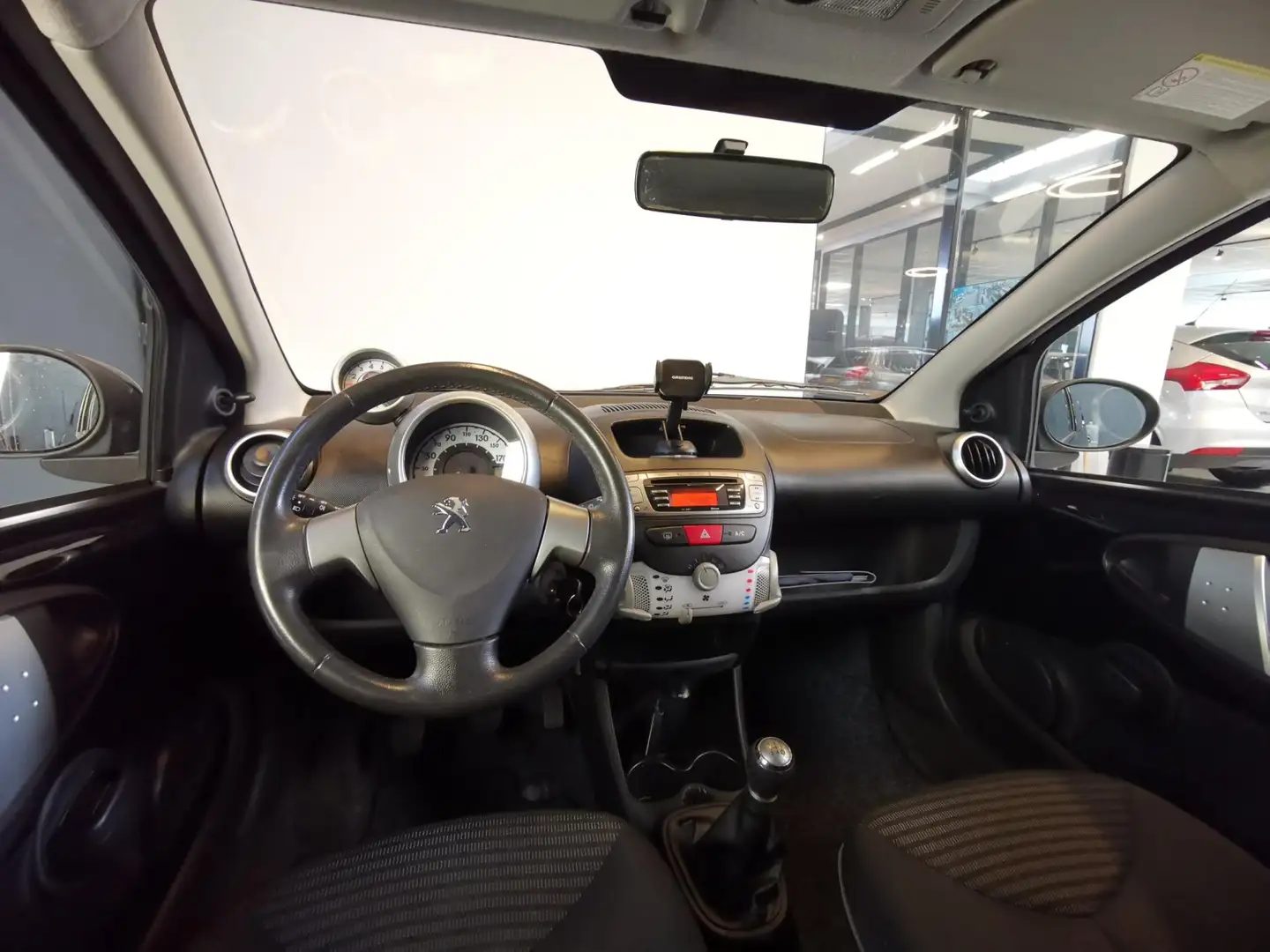 Peugeot 107 1.0 Envy | AIRCO | ELEK.RAMEN | NAP | APK. Zwart - 2