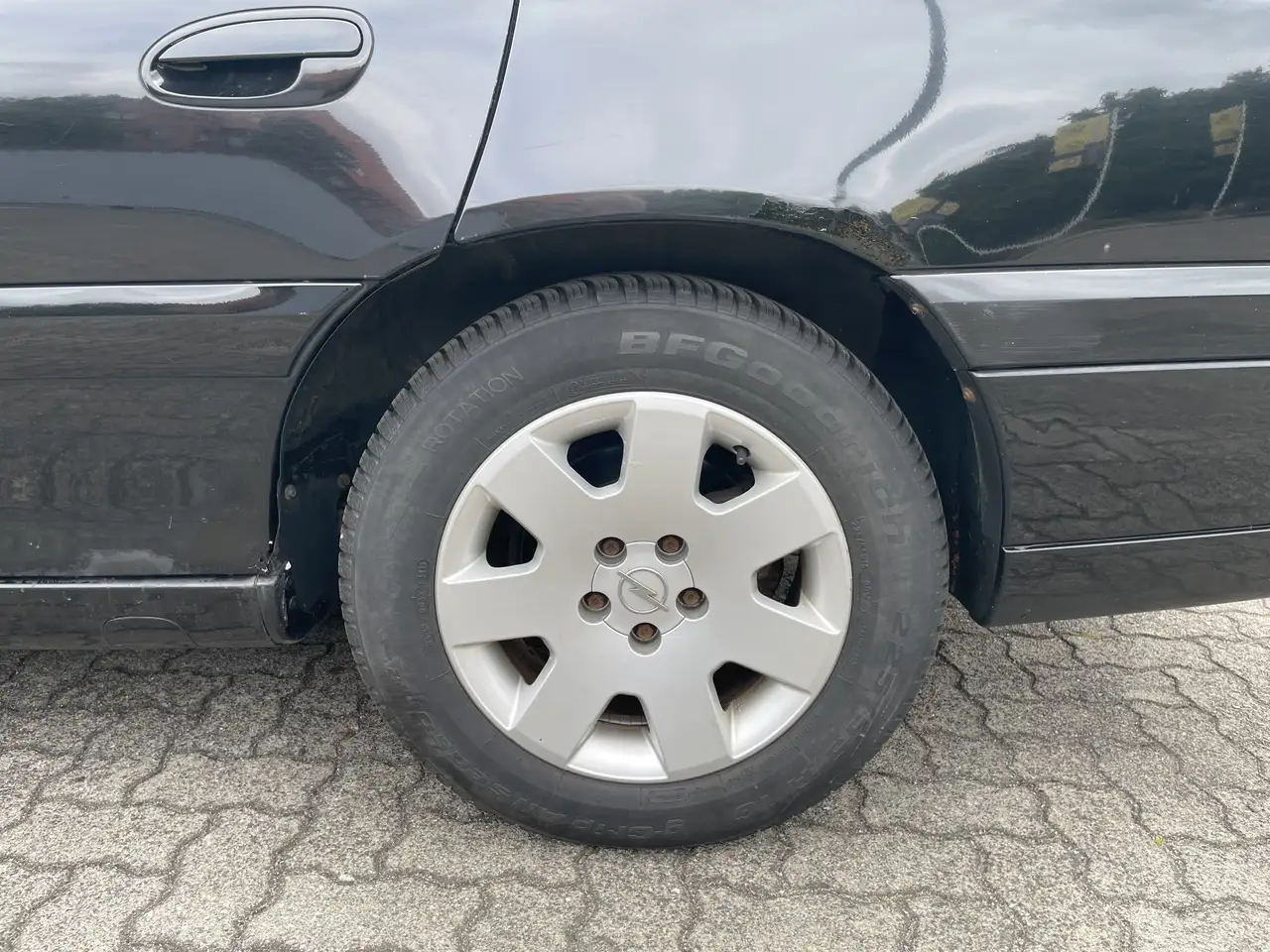 Opel Omega B Caravan 2.5 V6 Facelift Automatik TÜV 10/27, foto 7