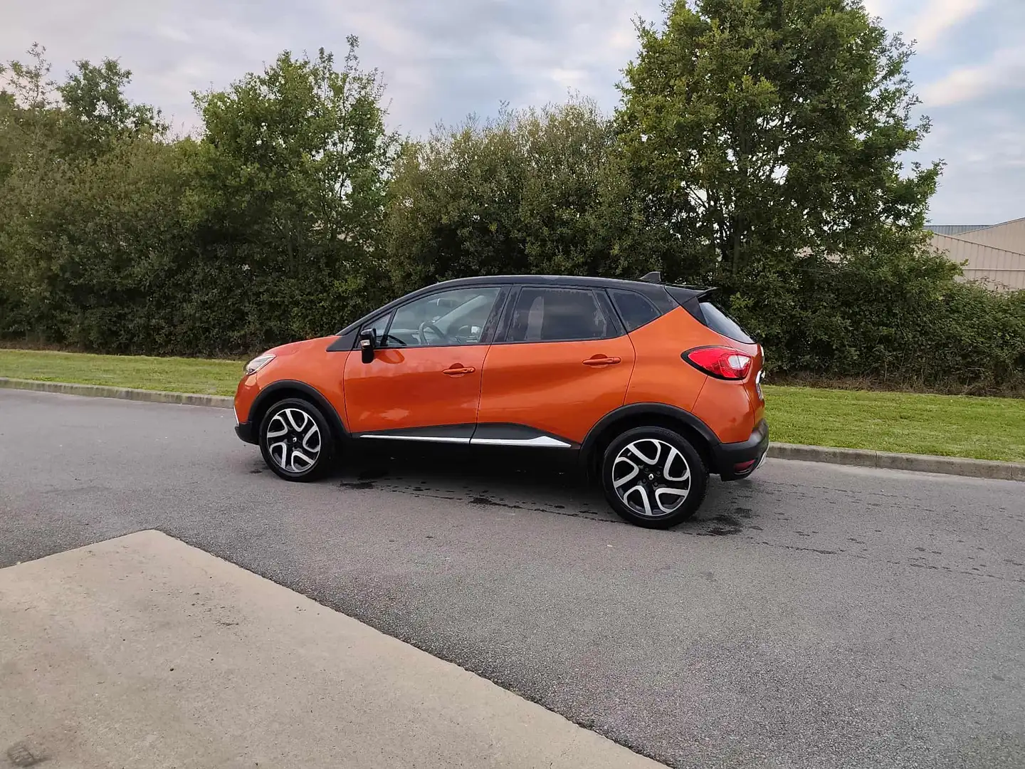 Renault Captur Captur TCe 120 Intens EDC Orange - 2