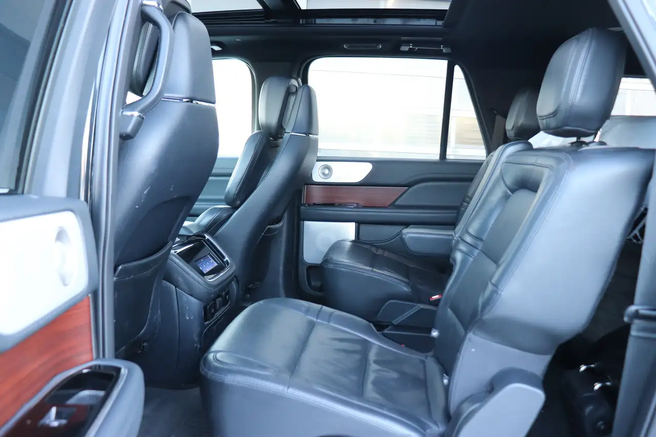 Lincoln Navigator снимка Lincoln Navigator