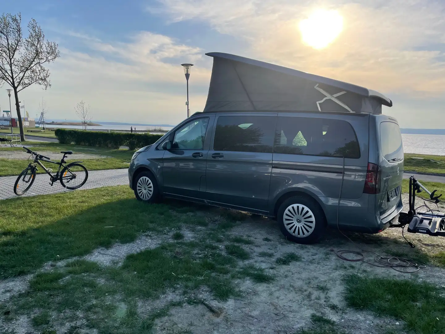 Mercedes-Benz Marco Polo Marco Polo 250 d lang 4MATIC Aut. Grau - 1