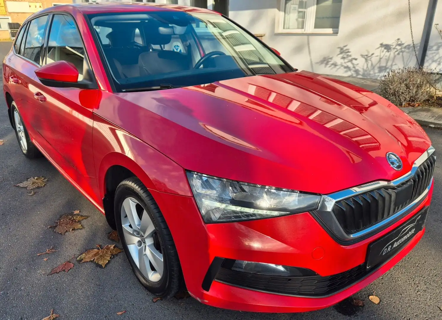 Skoda Scala Ambition Klima PDC SHZ Temp.MFL Červená - 2