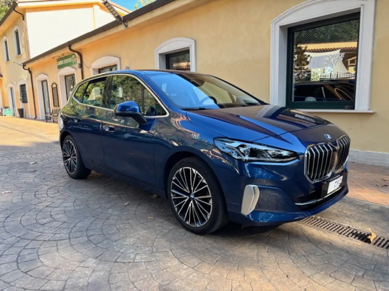 BMW 218