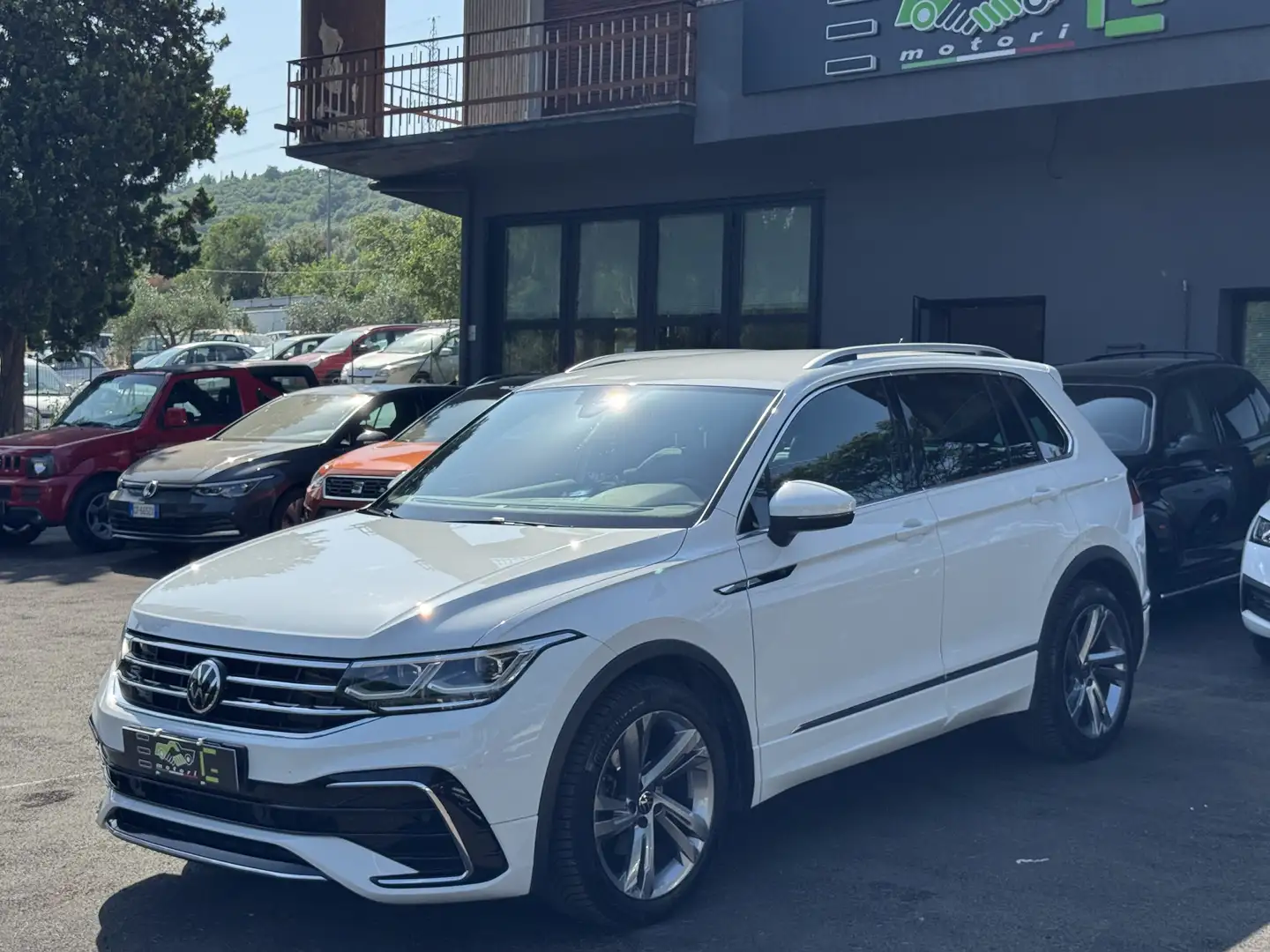 Volkswagen Tiguan 2.0 tdi R-Line 150cv dsg - 1