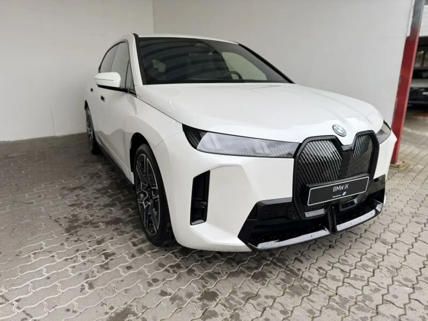 BMW iX xDrive45 **Tageszulassung 25%** Blanco - 1