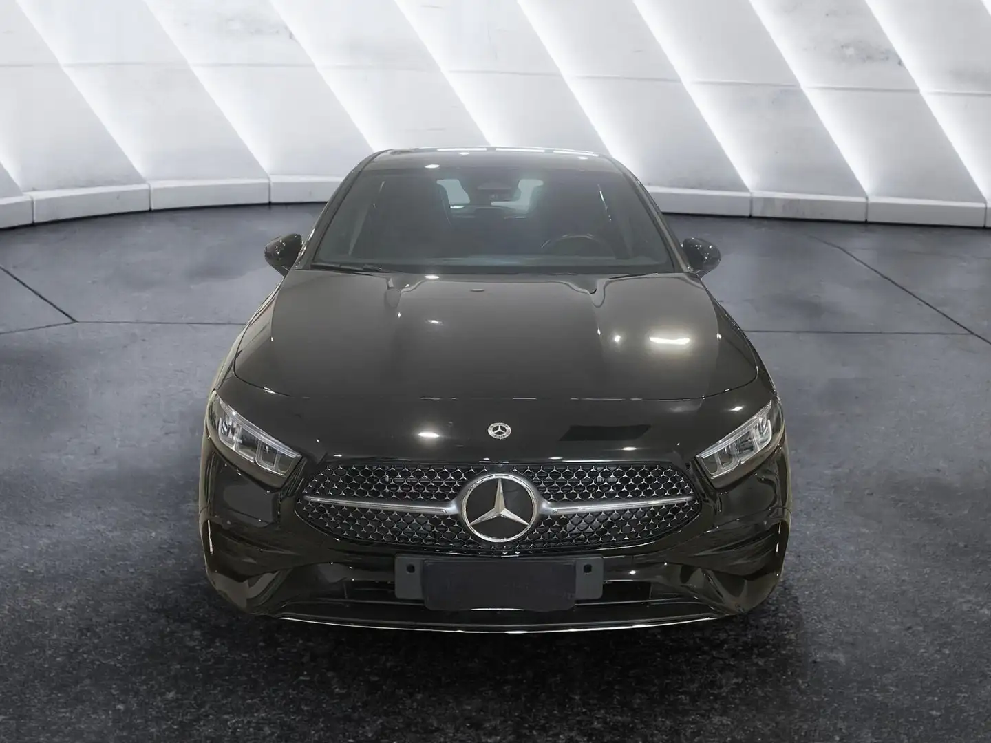 Mercedes-Benz A 250 A 250 e Automatic Plug-in hybrid Advanced Plus AM Nero - 2