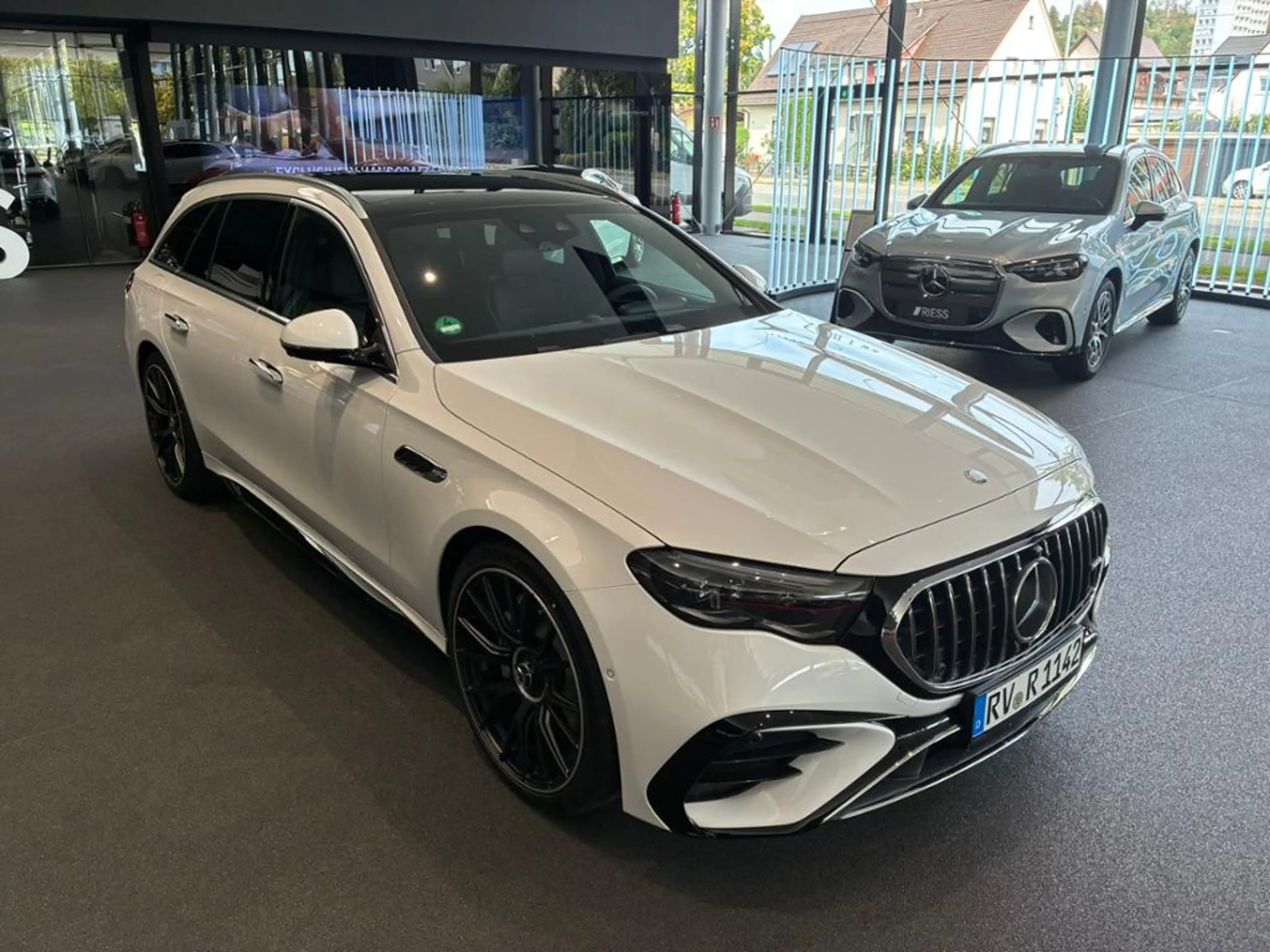 Mercedes-Benz E 53 AMG E 53 T AMG HYBRID PANO+AHK+HUD+SUPERSCREEN+360 — photo 9