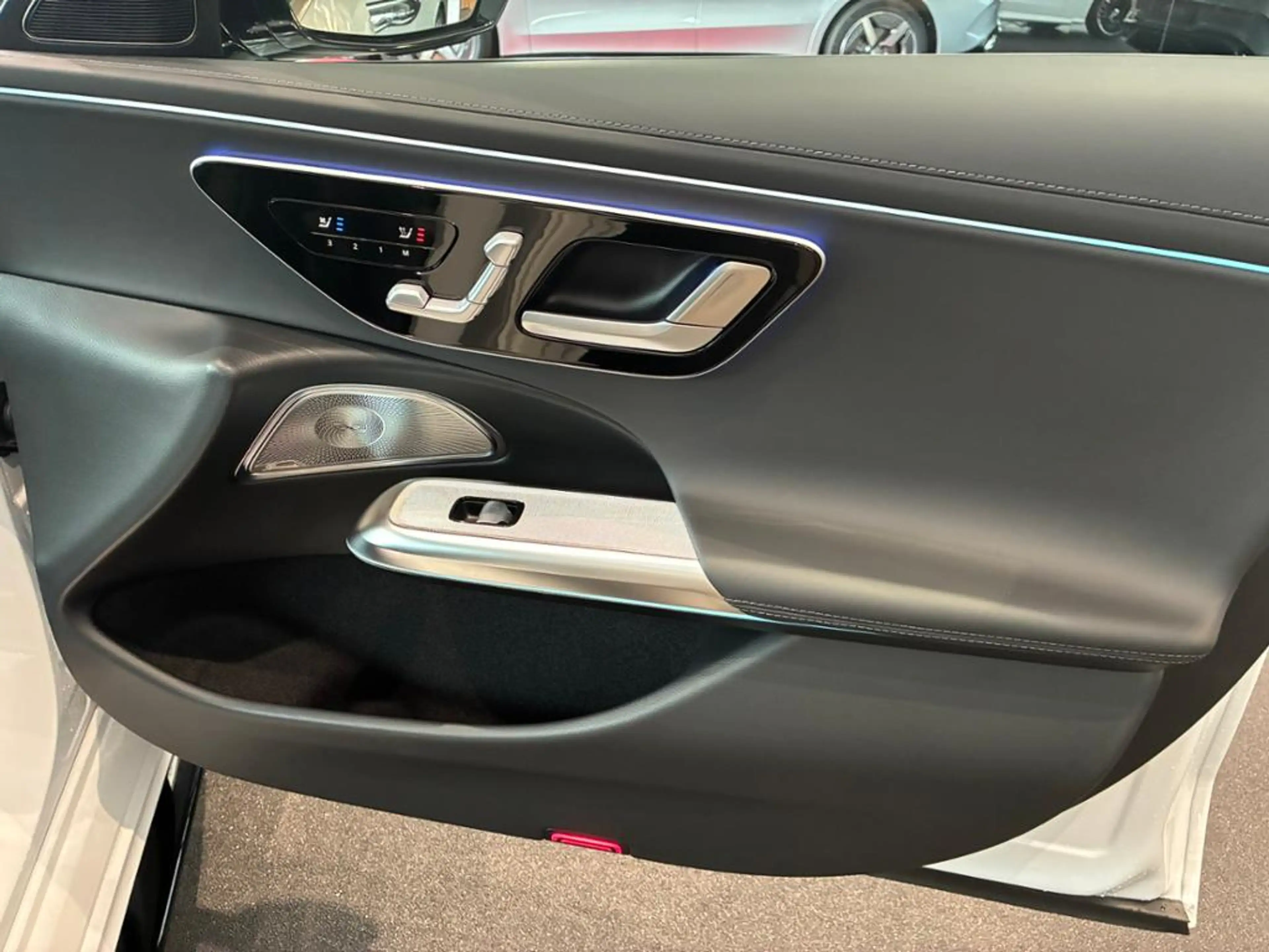 Mercedes-Benz E 53 AMG E 53 T AMG HYBRID PANO+AHK+HUD+SUPERSCREEN+360 — photo 13