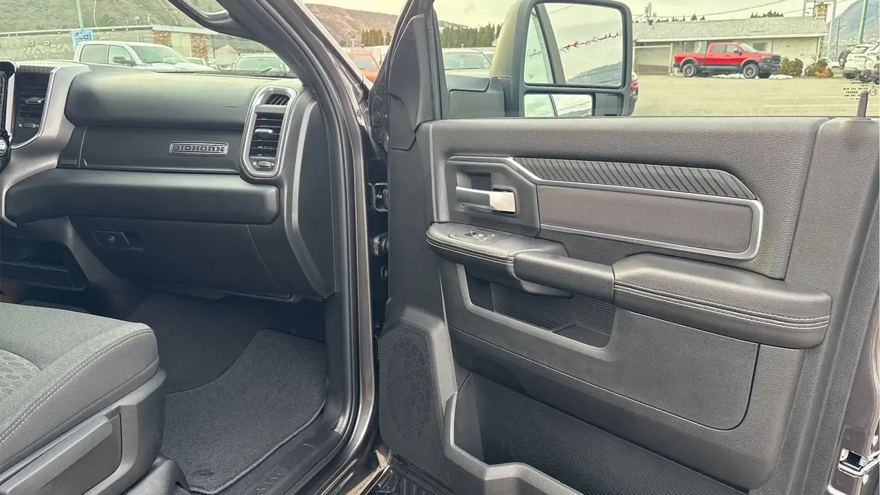RAM 3500 снимка RAM 3500