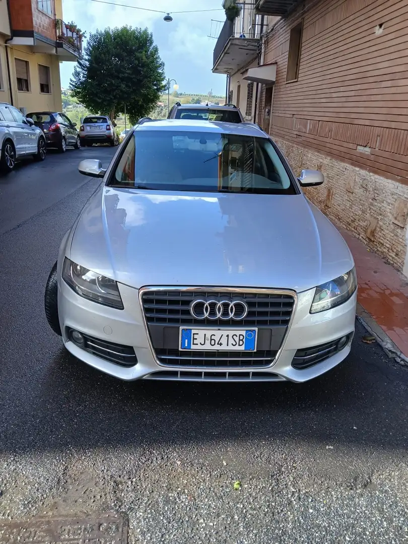 Audi A4 Avant 2.0 tdi s-line 136cv (MOTORE NUOVO) - 1
