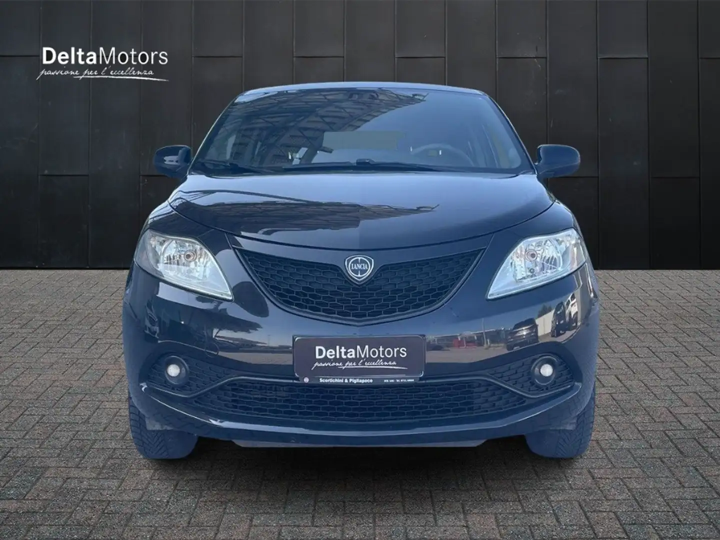 Lancia Ypsilon 5 Porte 0.9 Twinair Ecochic Gold Nero - 2