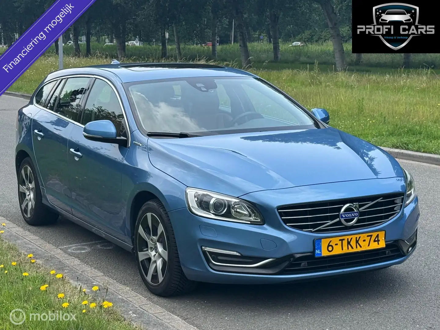 Volvo V60 2.4 D6 AWD Plug-In Hybrid Summum Navi Opendak Blau - 1