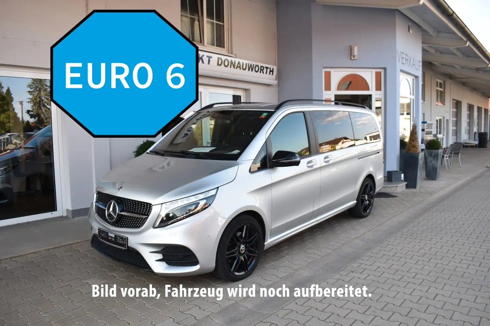 Mercedes-Benz V 300 Editiion AMG Night 9-GTr. Lang Tisch Leder Argent - 2