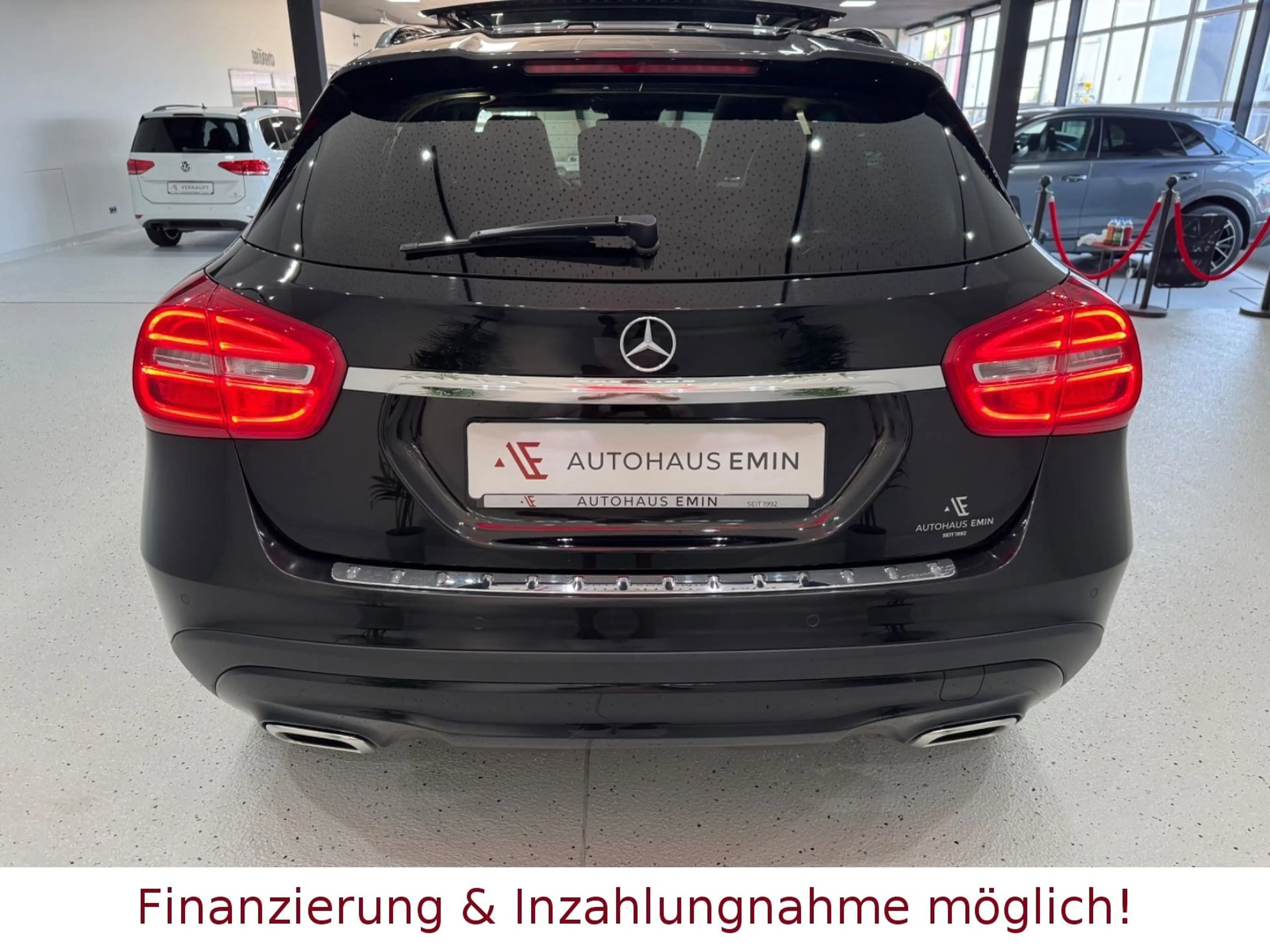 Mercedes-Benz GLA 220 d 4Matic *1.HAND,PANORAMA,LEDER,BI-XENON* — photo 5