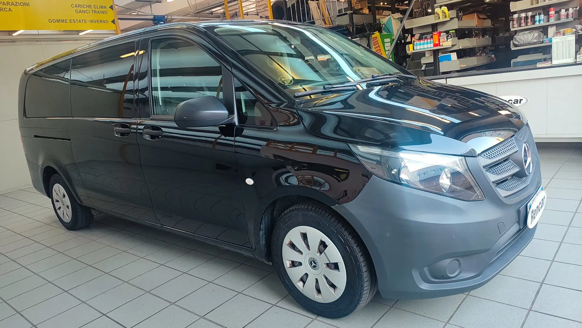 Mercedes-Benz Vito TOURER 114 2.2 DTI 136 CV EXTRA LONG 9 POSTI Nero - 1