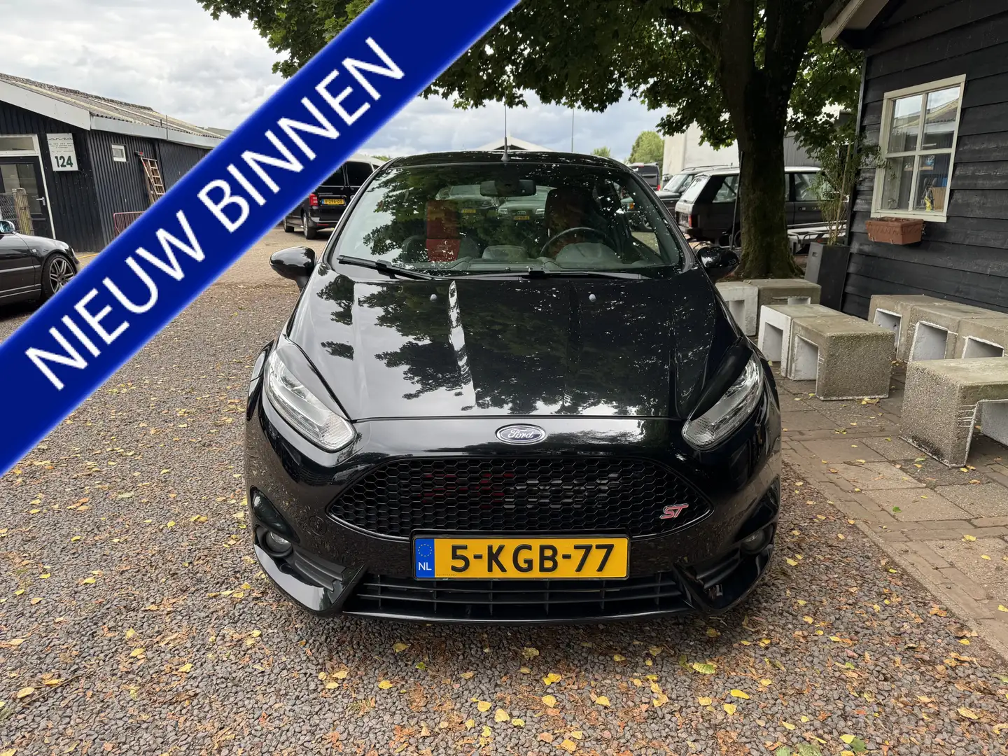 Ford Fiesta 1.6 ST2 STAGE.2+ Zwart - 2