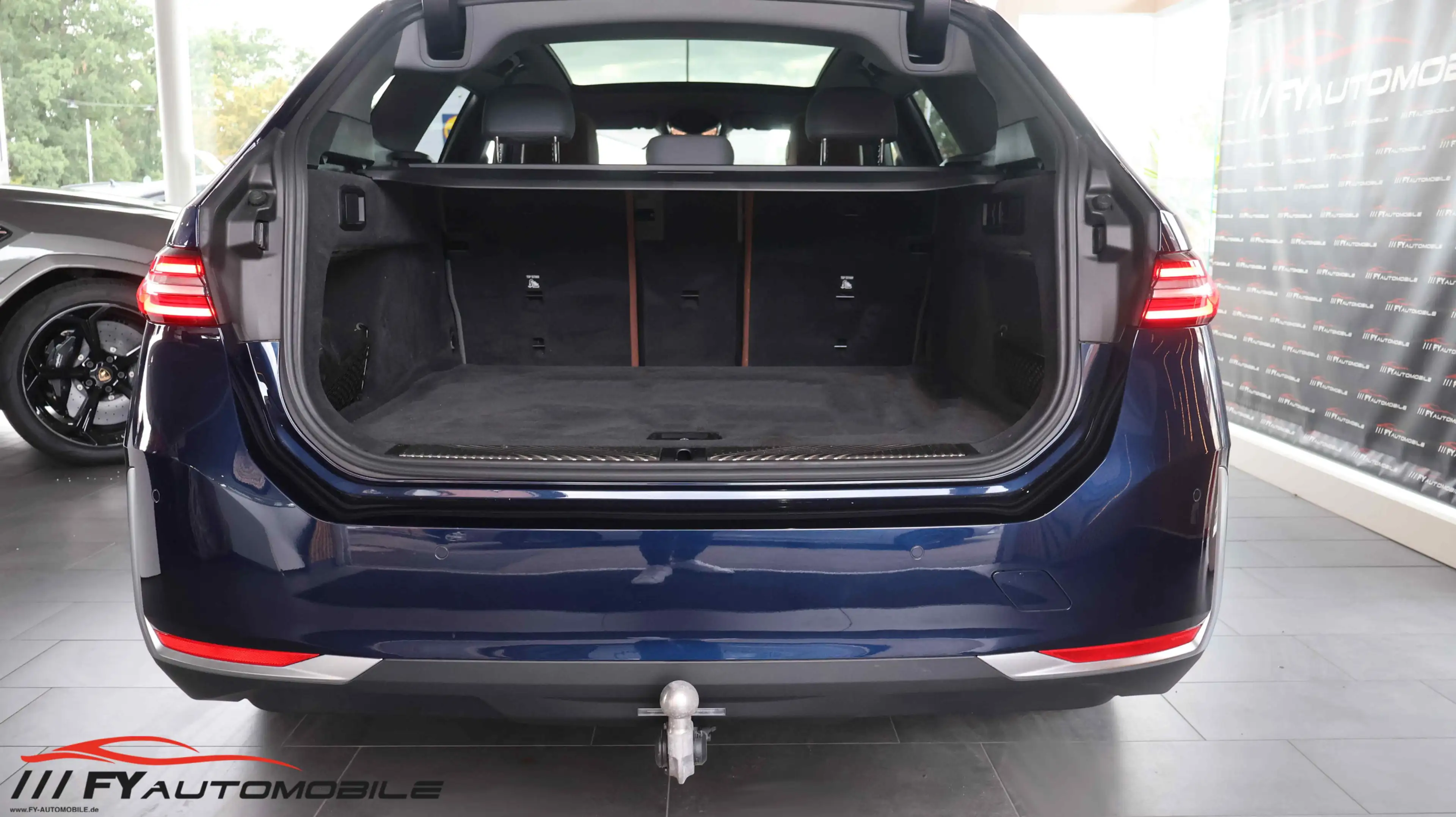 BMW 540 540 d xDrive Touring* Pano* AHK* 8xBereift* — photo 6
