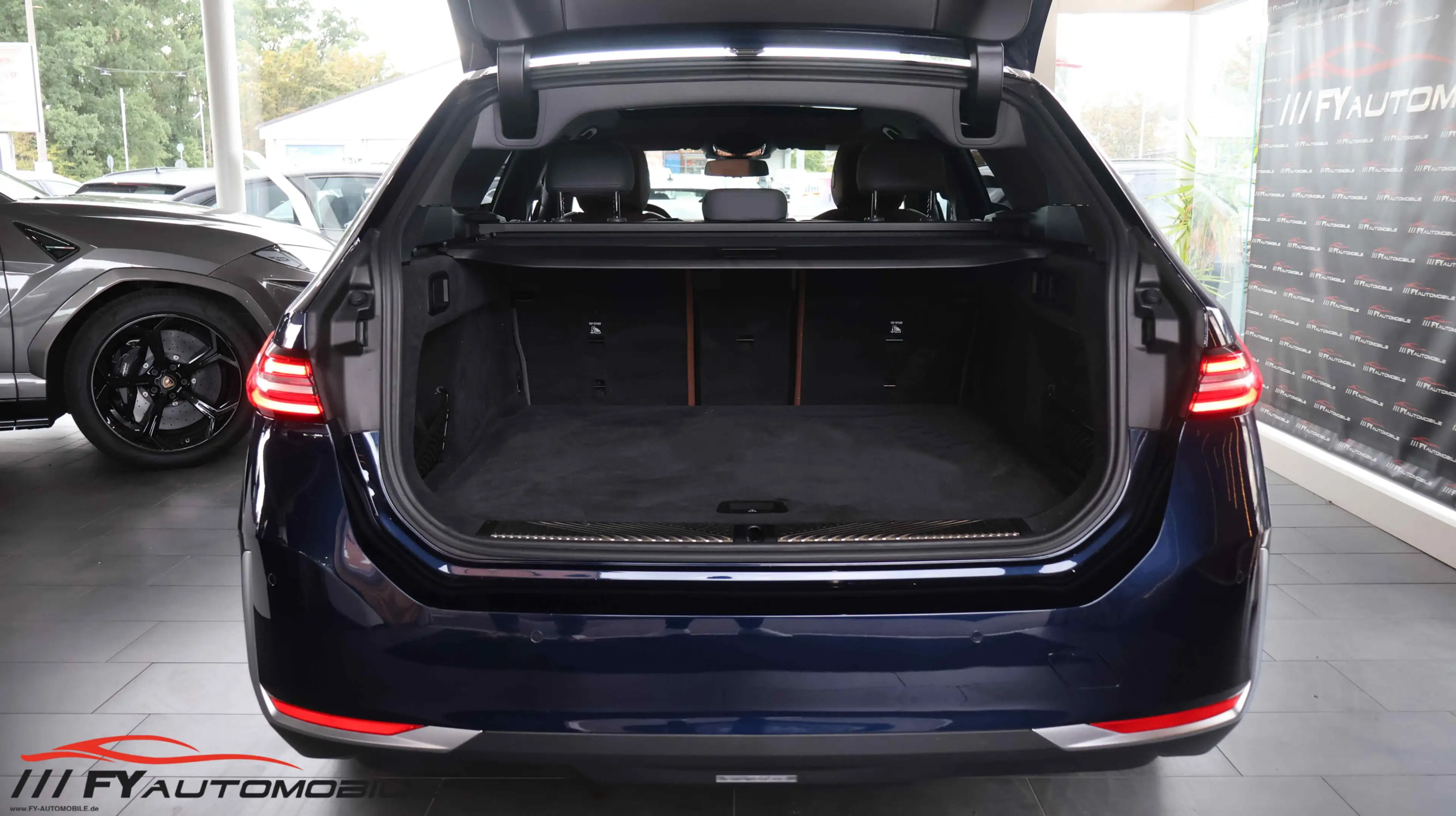 BMW 540 540 d xDrive Touring* Pano* AHK* 8xBereift* — photo 5