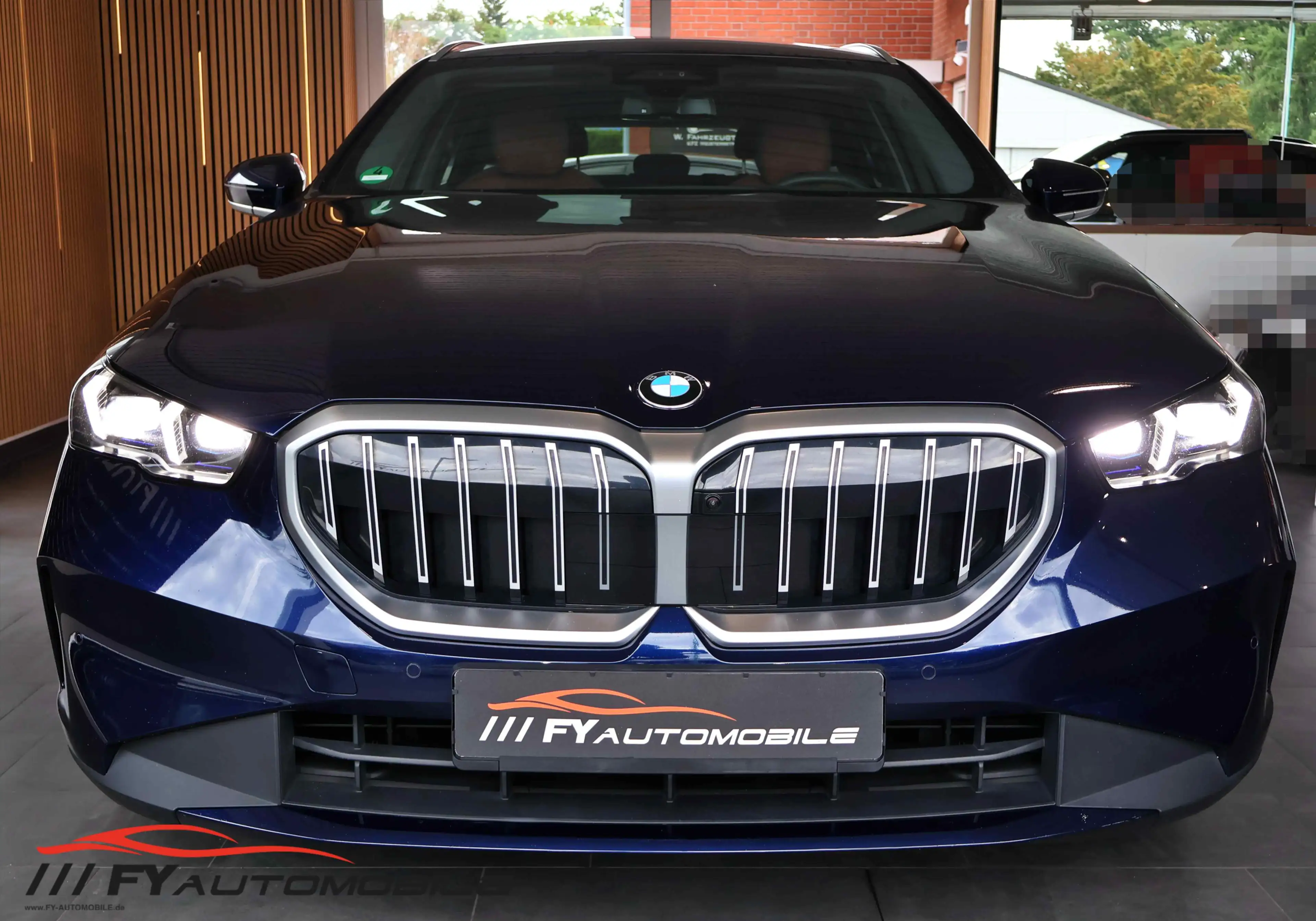 BMW 540 540 d xDrive Touring* Pano* AHK* 8xBereift* — photo 10