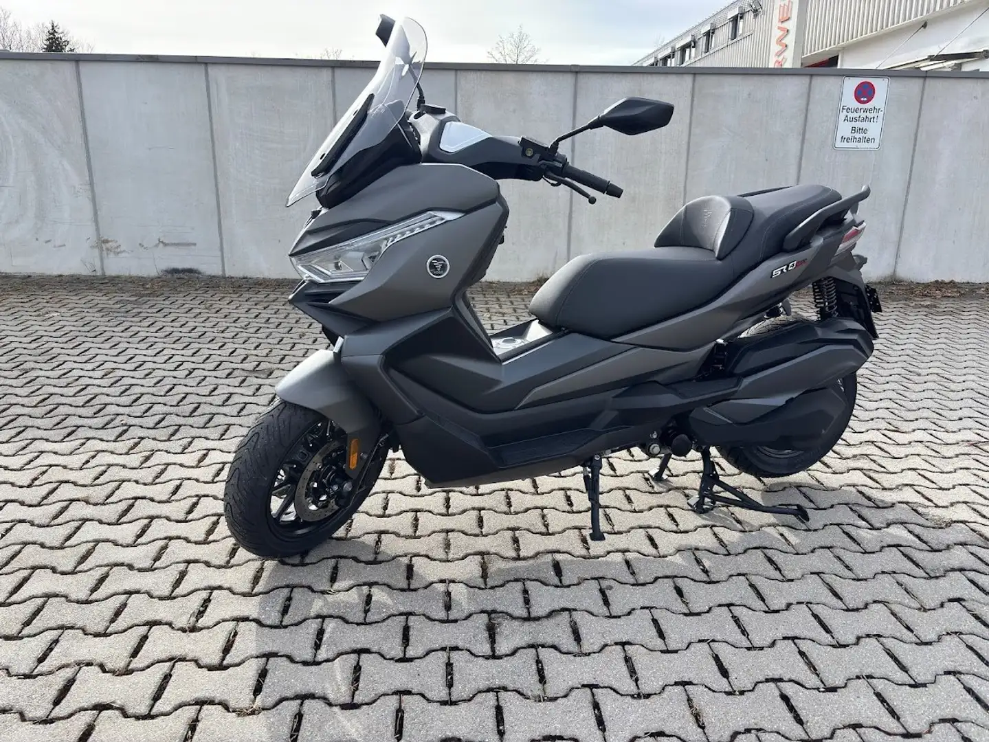 Voge SR4 Max 350 Luxury Gris - 1