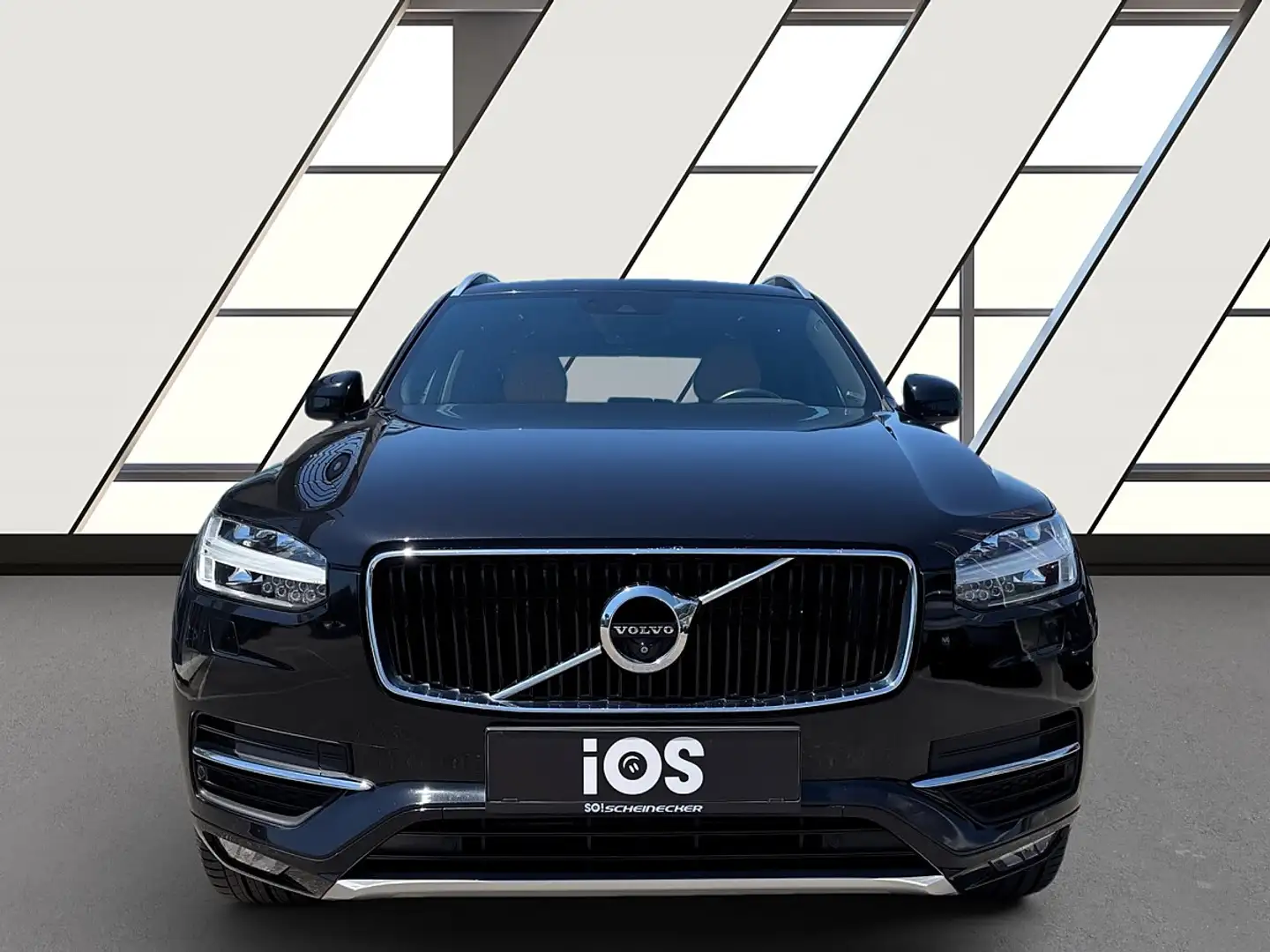 Volvo XC90 D5 AWD Momentum Schwarz - 2