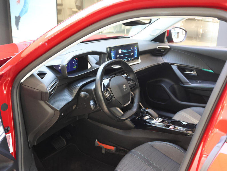 Peugeot e-2008 SUV EV Allure Pack 50 kWh | SOH 91,4% | Navigatie — photo 12