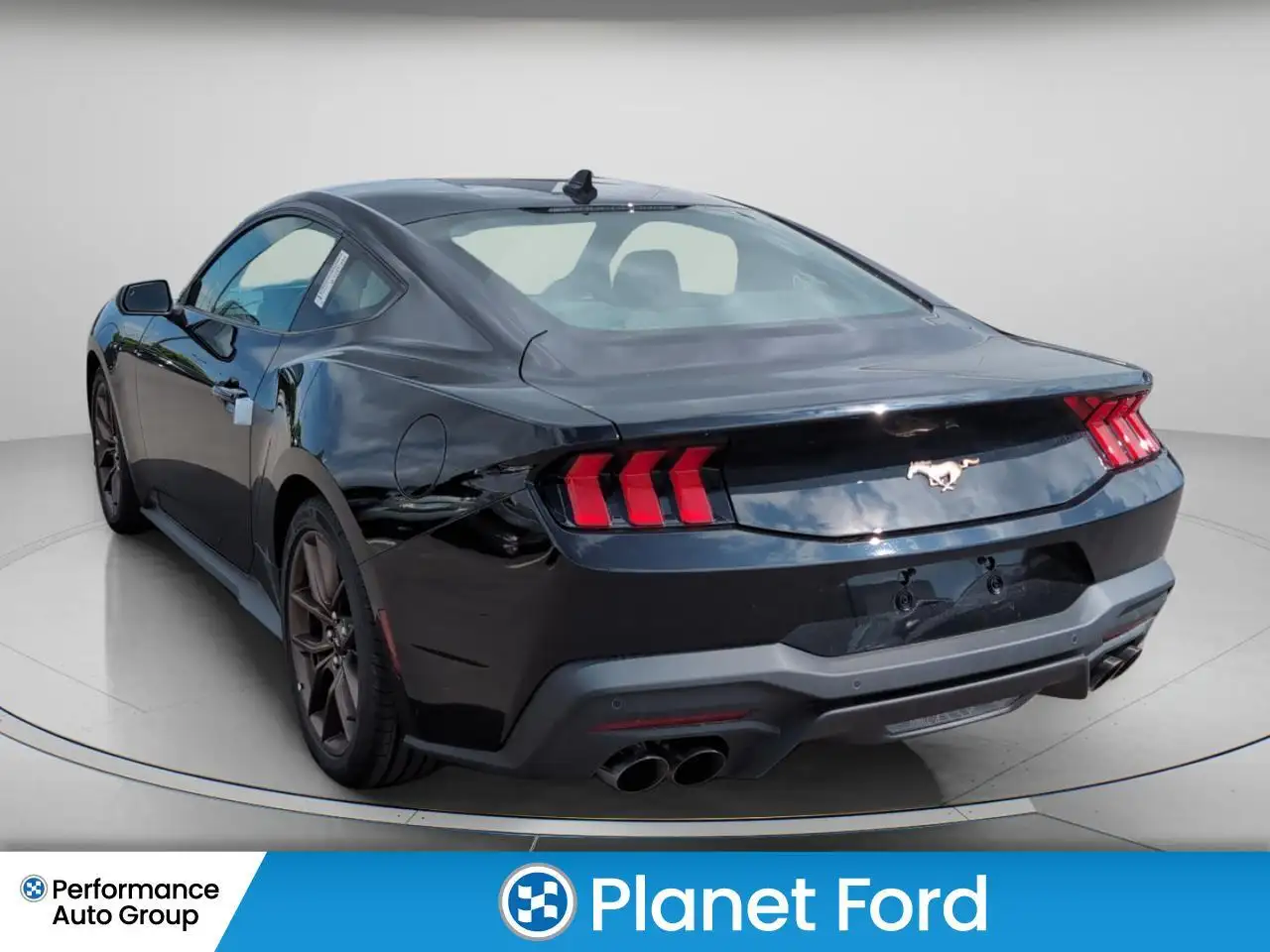 Ford Mustang снимка Ford Mustang