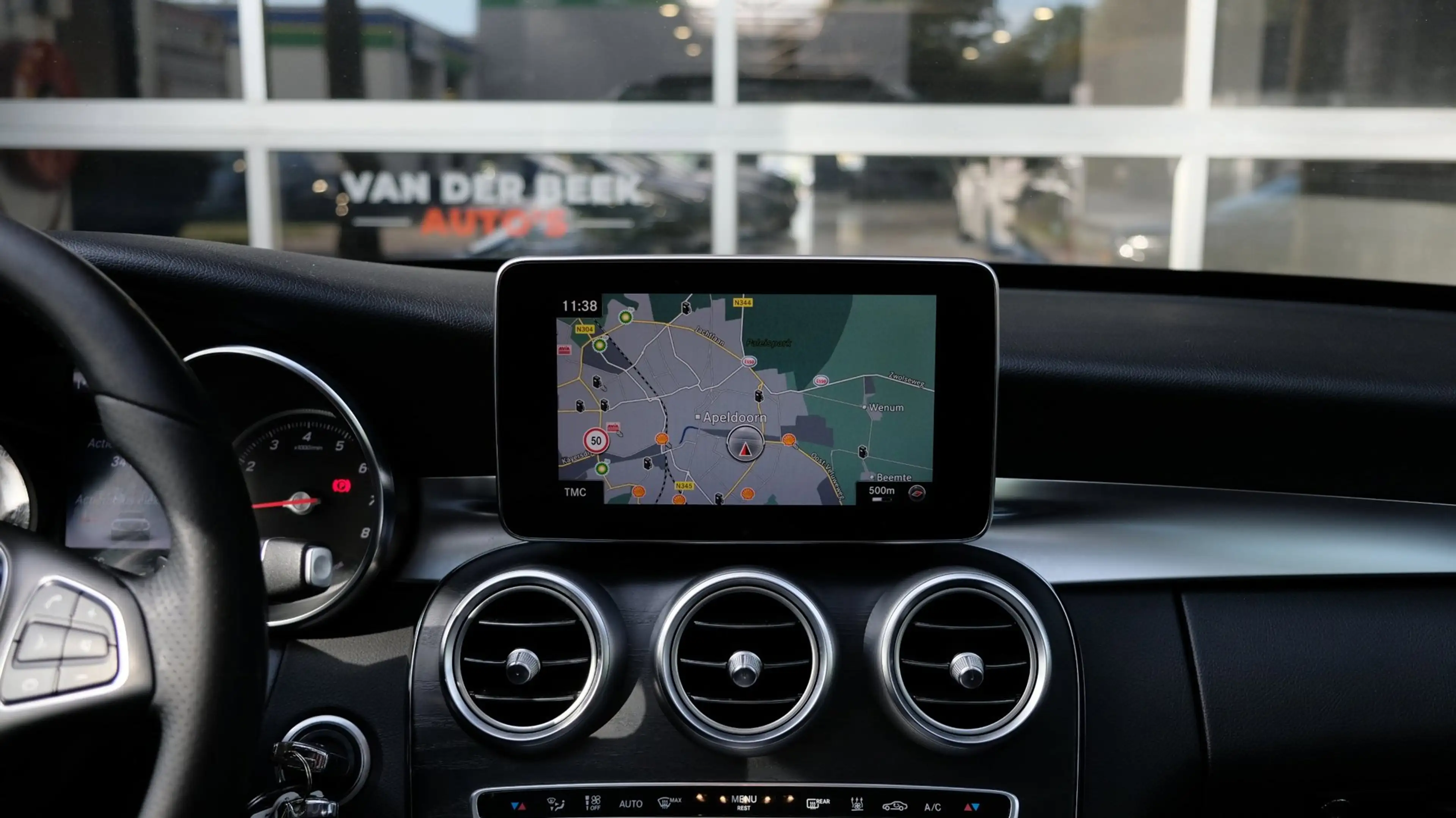 Mercedes-Benz C 350 Estate e Business Solution AMG | Panorama — photo 10