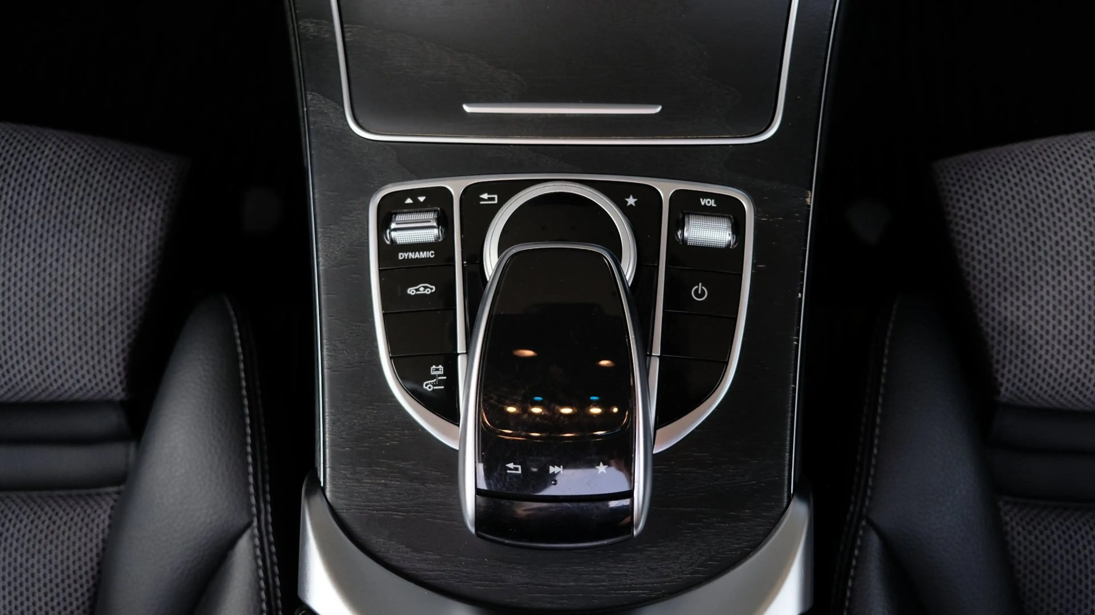 Mercedes-Benz C 350 Estate e Business Solution AMG | Panorama — photo 12