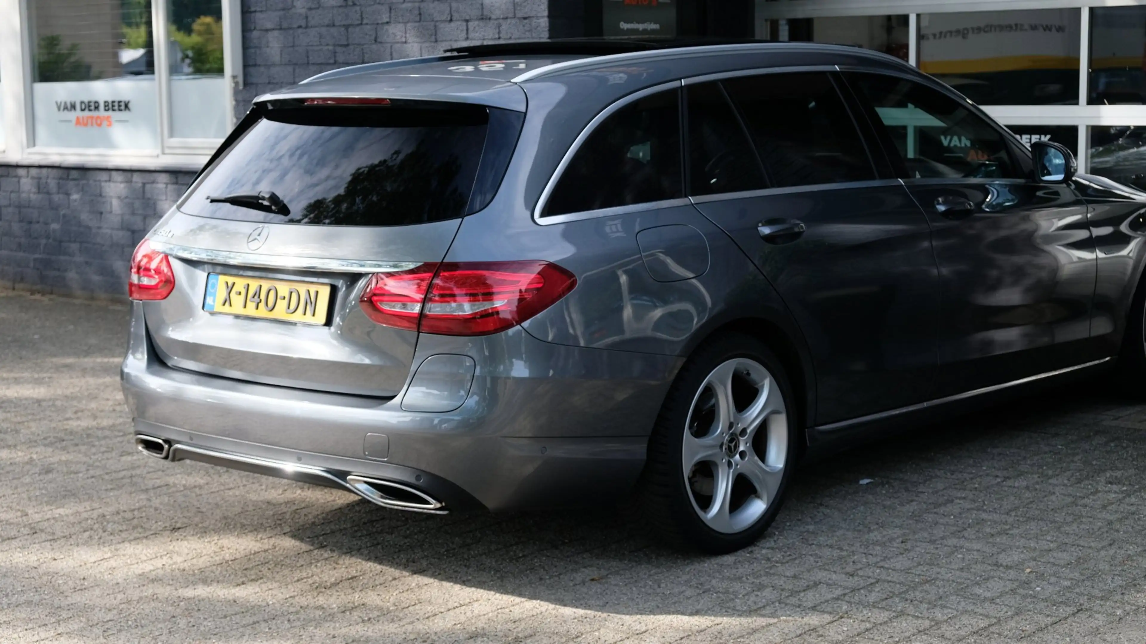 Mercedes-Benz C 350 Estate e Business Solution AMG | Panorama — photo 24