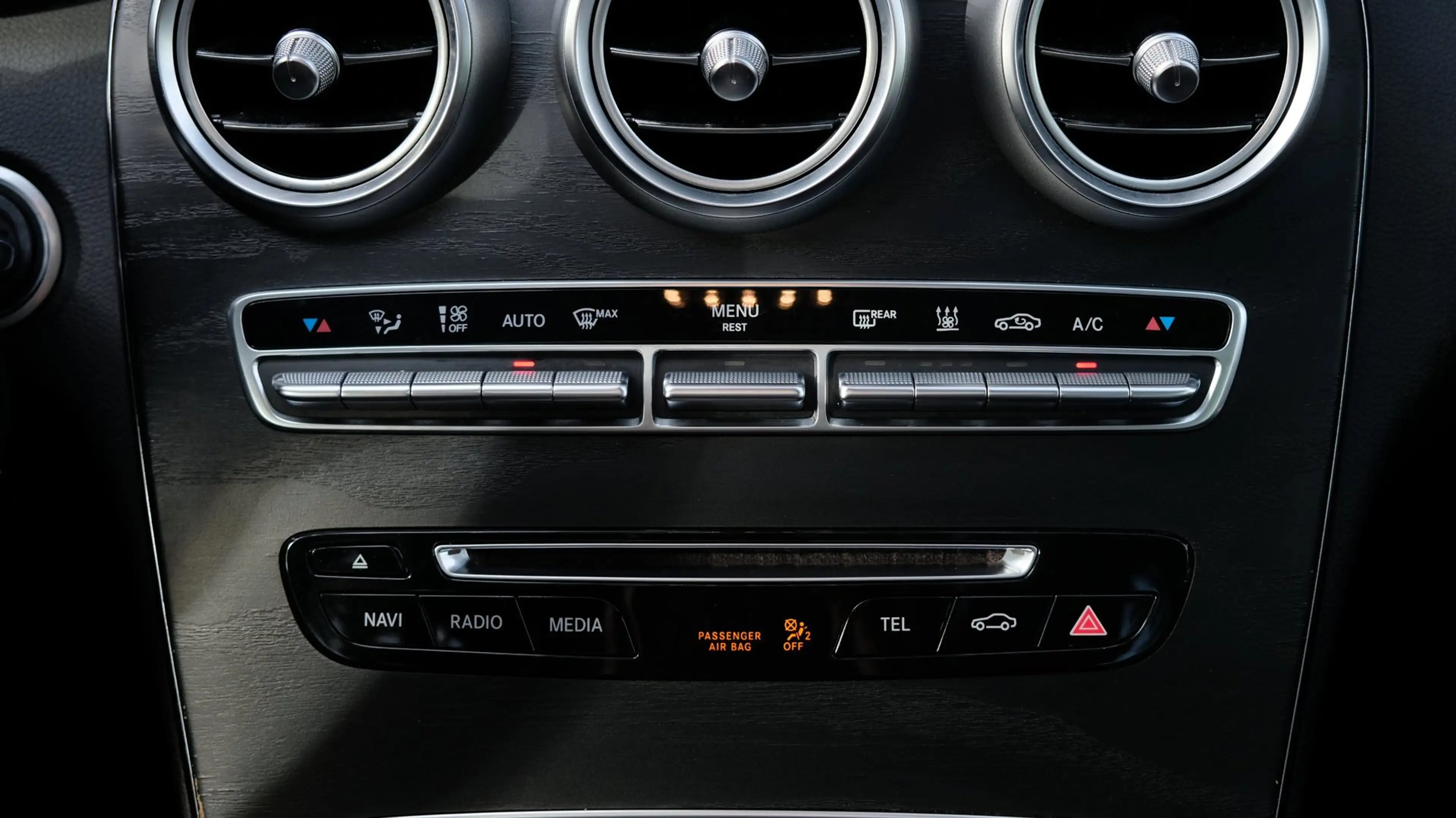 Mercedes-Benz C 350 Estate e Business Solution AMG | Panorama — photo 11